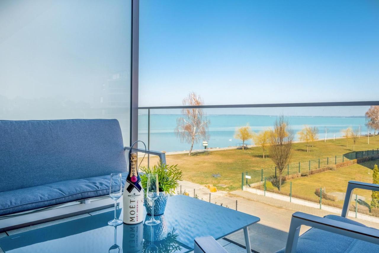 Myflat Coral Beach Apartment Siófok Eksteriør billede